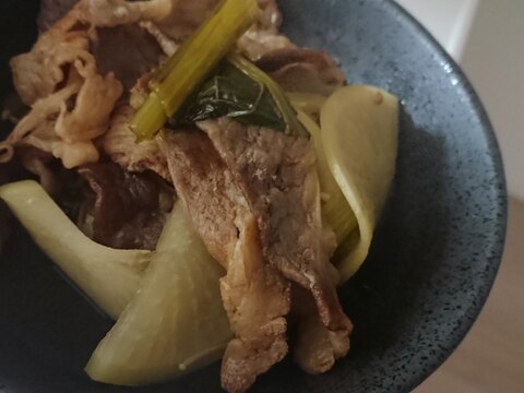 小松菜と大根牛肉の簡単麺つゆ煮